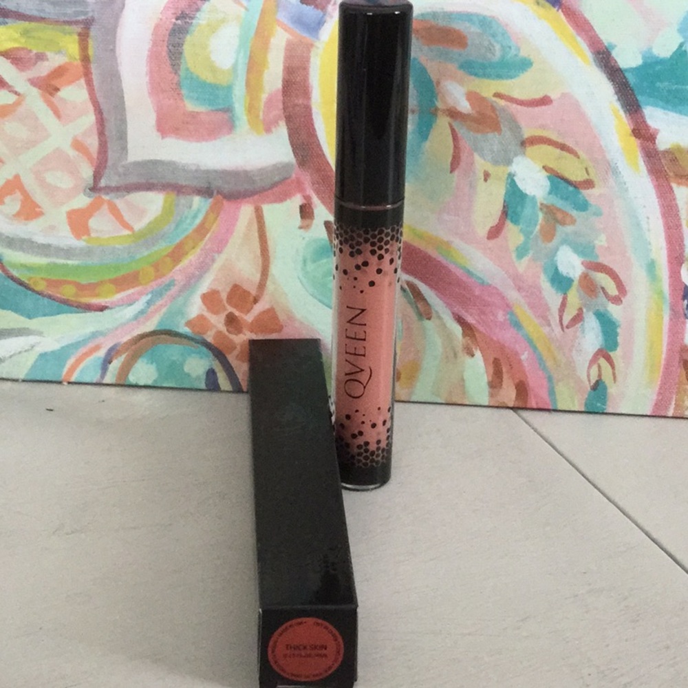 Qveen Lip stain